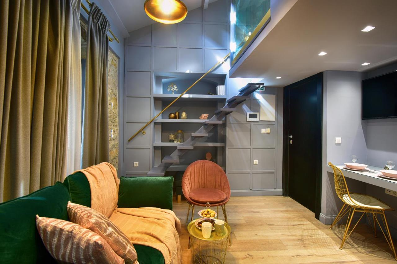 Queen 3 Apartment, In The Heart Of Corfu Historical Old Town Center Экстерьер фото